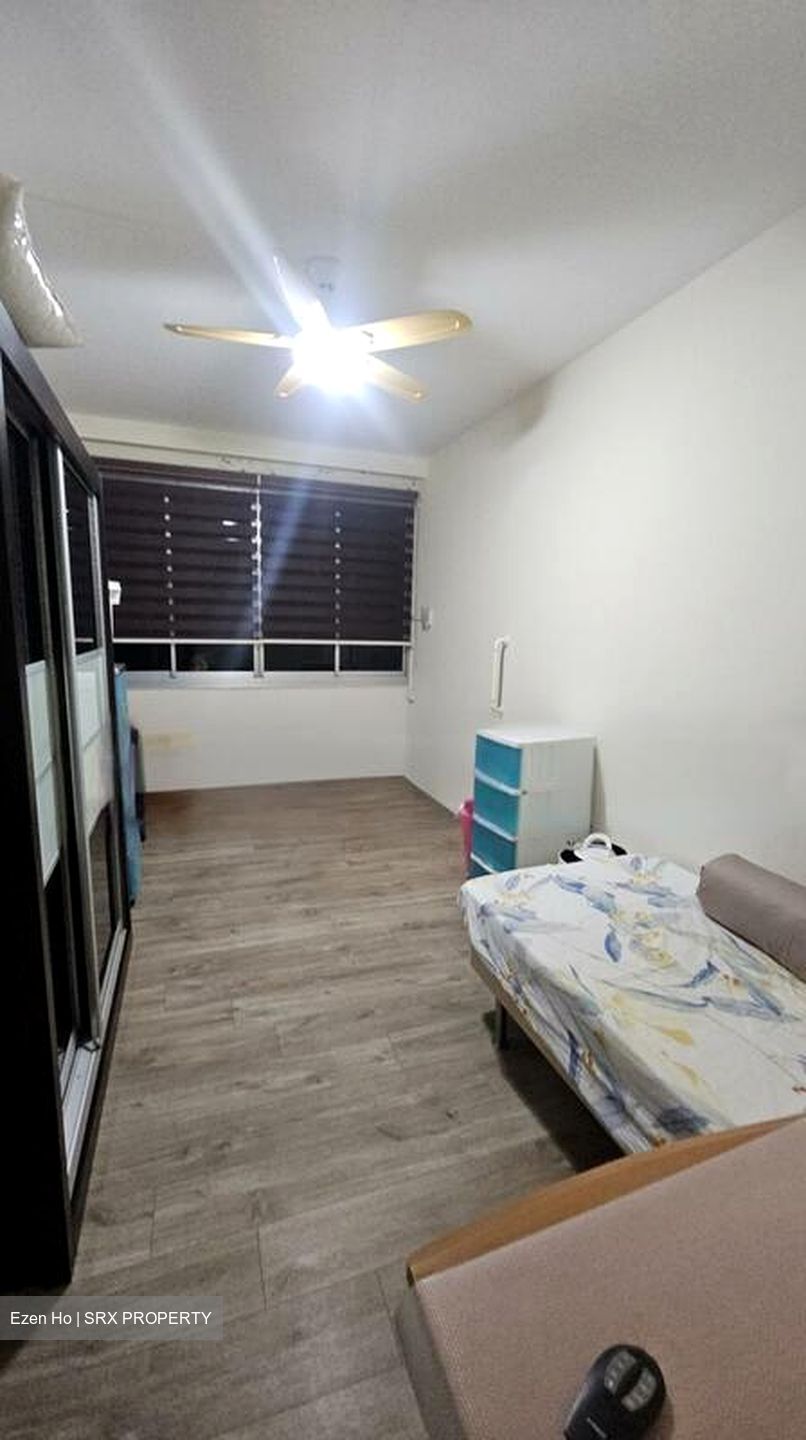 Blk 858A Tampines Avenue 5 (Tampines), HDB 5 Rooms #463138351